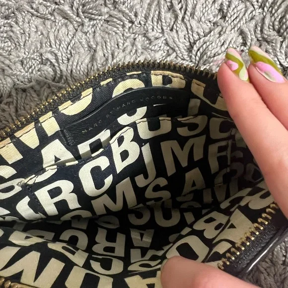 Black Leather Crossbody Bag - Picture 3 of 6